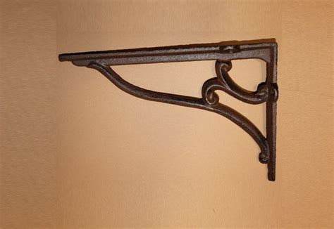 old fashioned shelf brackets